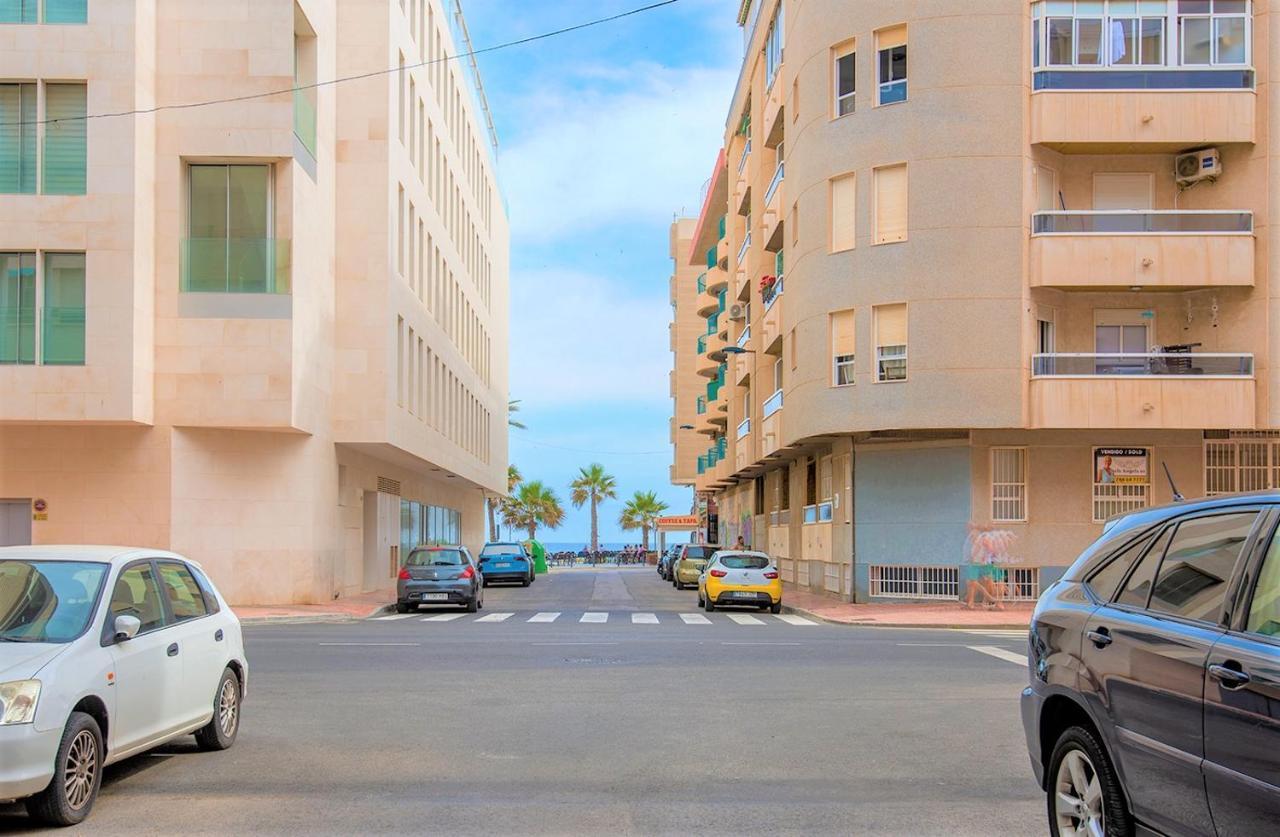 Marinasunbeach Apartamento La Sal 2 تورّيفيِخا المظهر الخارجي الصورة